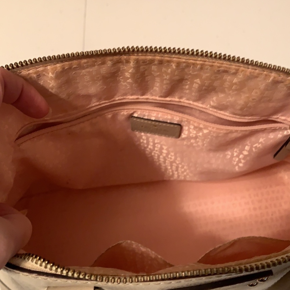 Kate Spade Purse - Picture 6 of 8